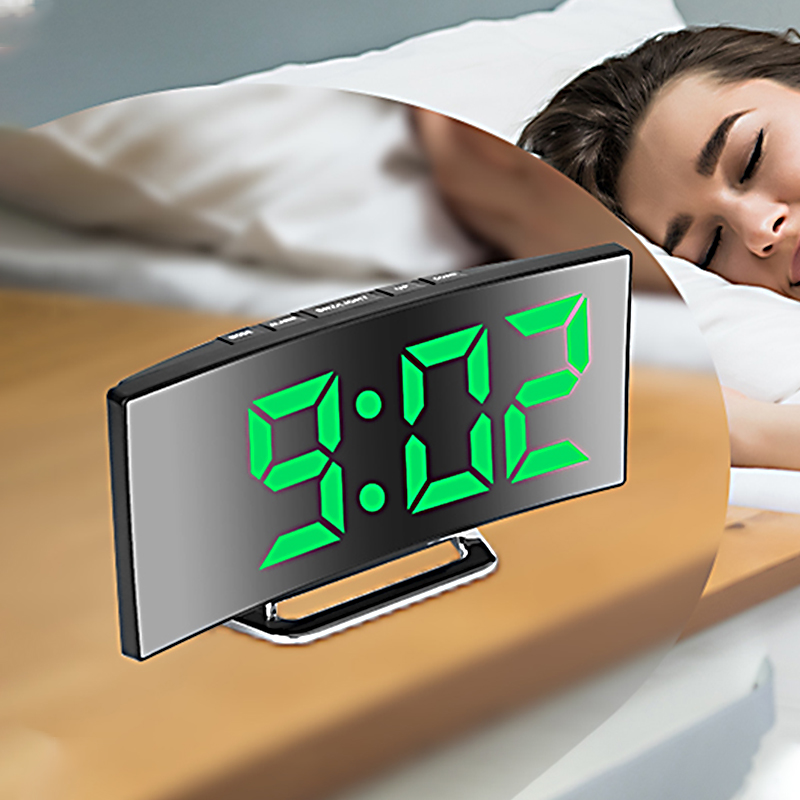 LED デジタル目覚まし時計曲面スクリーンミラー静音電子時計 - Home Cinema Led のレビューと価格
